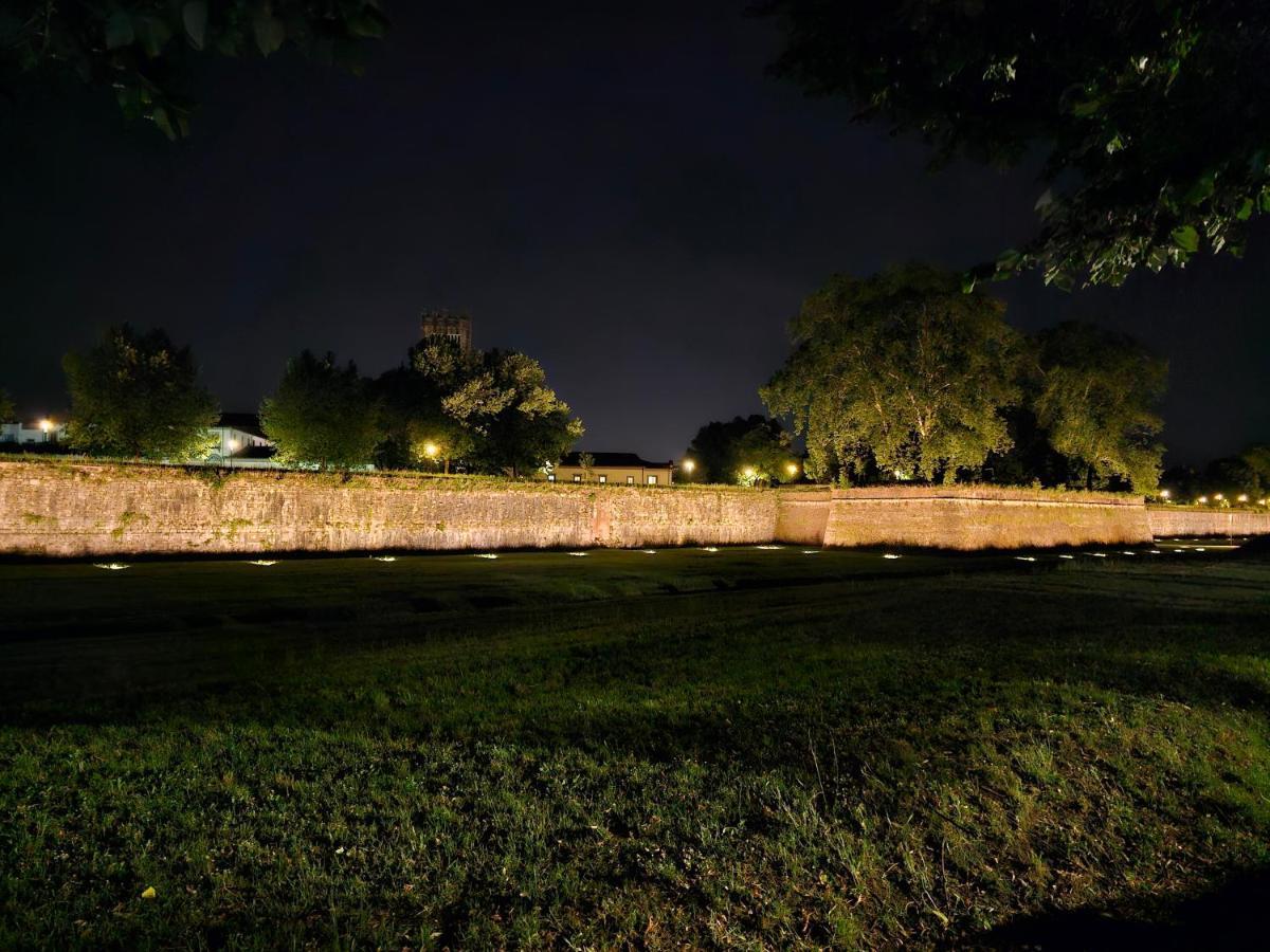 Lucca Walls Dream - Air Cond - Wi-Fi - Panoramic In Front Of The Historical Walls - מראה חיצוני תמונה
